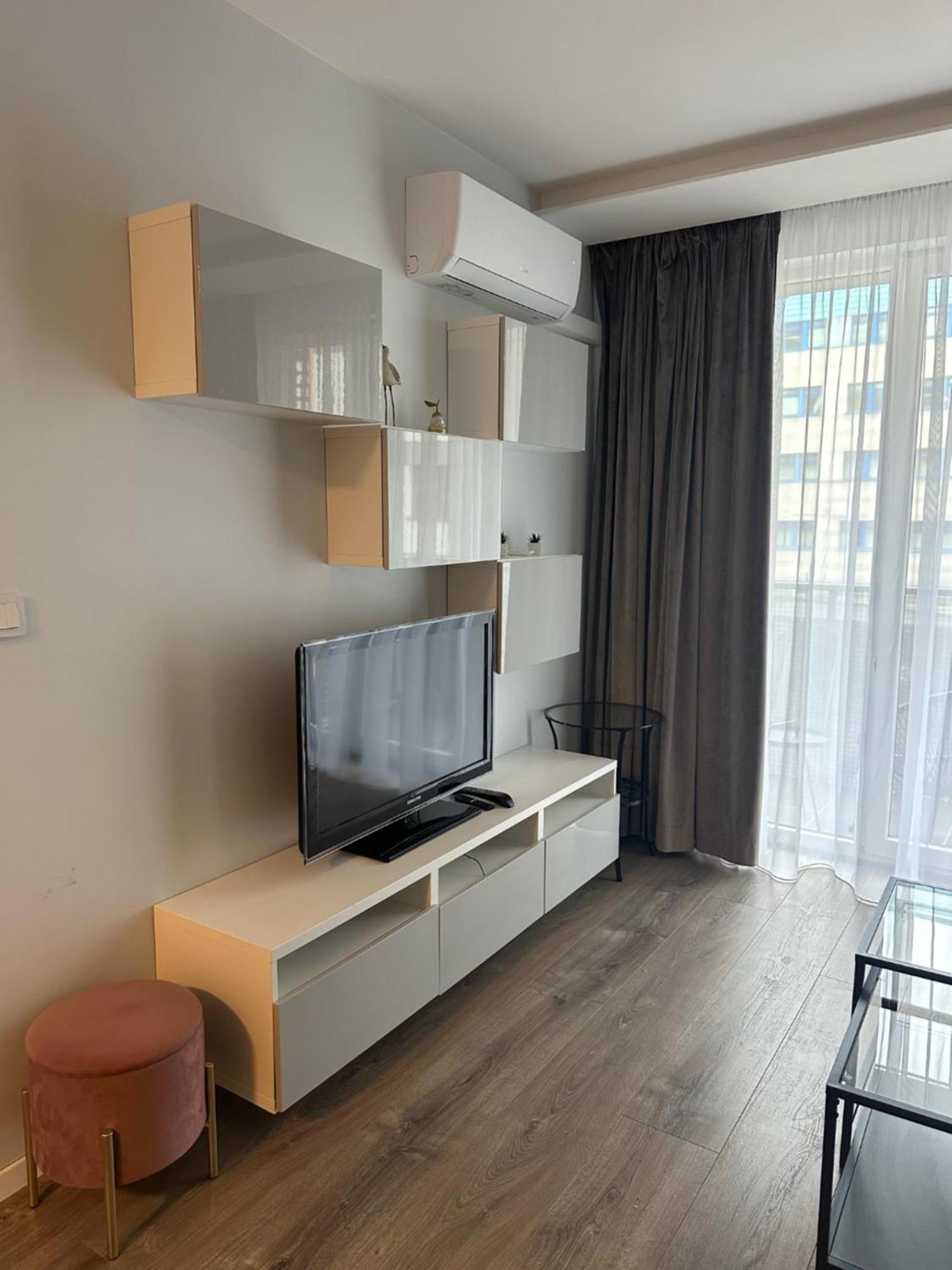 Apartment Modern Near To The Chopin's Airport Cybernetyki 2a *